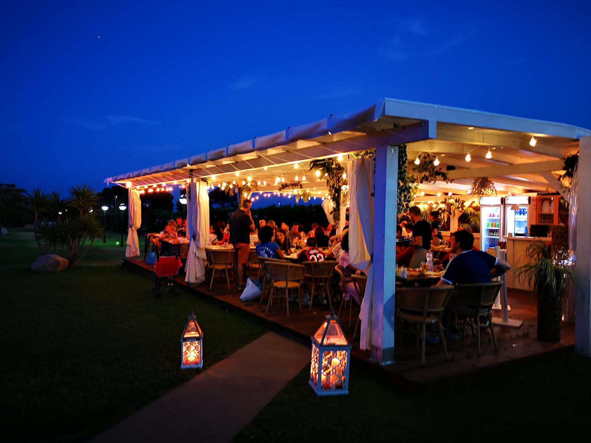 Rey Beach Club มอนเตไน ภายนอก รูปภาพ