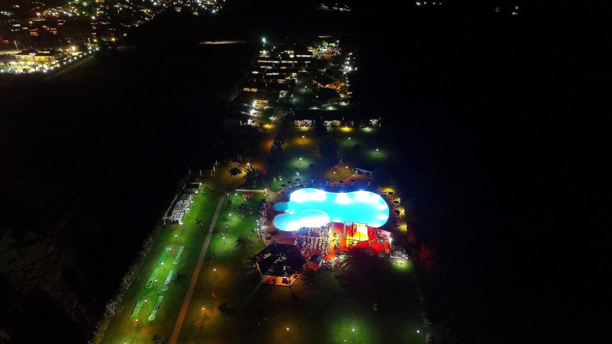 Rey Beach Club มอนเตไน ภายนอก รูปภาพ