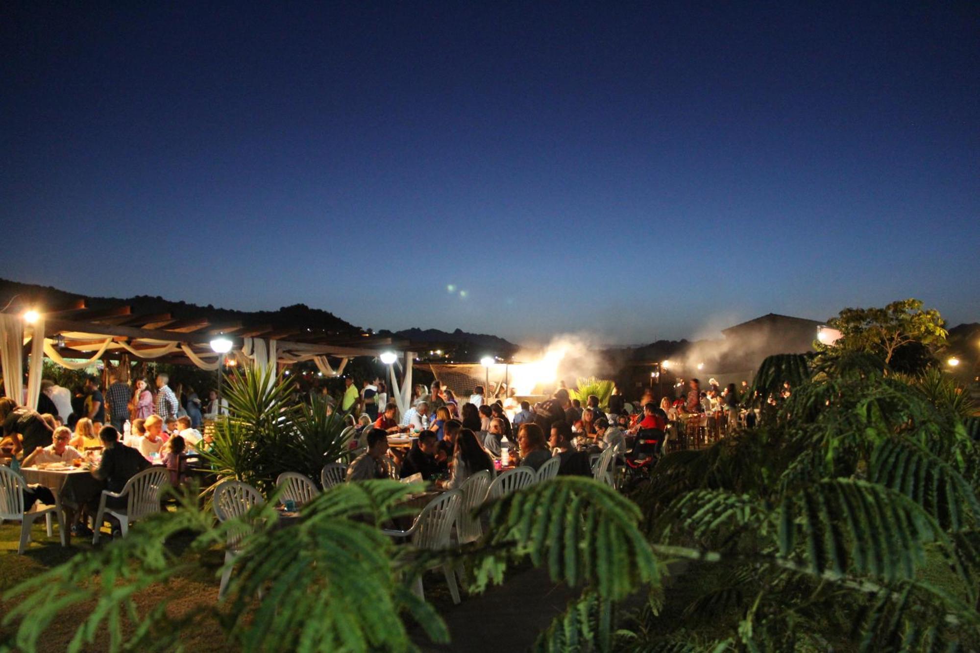 Rey Beach Club มอนเตไน ภายนอก รูปภาพ