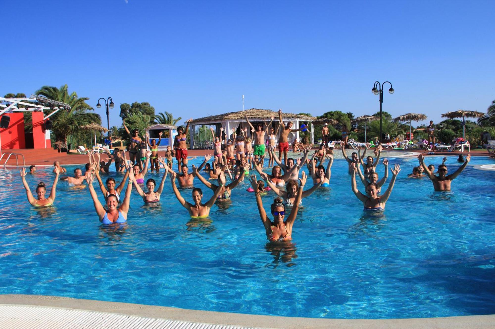 Rey Beach Club มอนเตไน ภายนอก รูปภาพ